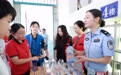 纸剪千张各不同，民警教你别跟风！青山这堂“开学第一课”走心又走新