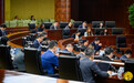 經濟財政司司長吳惠嫻列席立法會全體會議 ，議程為細則性討論及表決《修改第7/2008號法律〈勞動關係法〉》法案