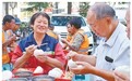山西运城盐湖区志愿者协会10年坚持送爱心早餐  让环卫工人吃上热乎早饭