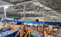 构建真实场景驱动“数据飞轮” 机器人兼具“炫技+实干”扎堆进厂“上班”