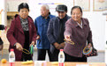江苏建湖：“韶华e站”让养老更有温度(8)