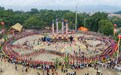 盈江：万人同跳一支舞 同心共筑民族情