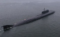 俄军核潜艇试射“花岗岩”导弹 靶舰中弹起火