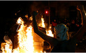暴乱席卷加泰罗尼亚：蒙面示威者聚集街头，纵火破坏公共设施