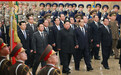 金正日逝世8周年：金正恩参谒太阳宫 朝鲜政治局成员陪同