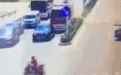 车牌88888劳斯莱斯被消防车追尾，车主称买车花六百多万