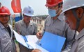 董家口经济区：华能董家口2×35万千瓦热电联产项目#1锅炉大板梁顺利吊装就位