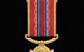 中共中央颁发“抗美援朝70周年”纪念章