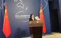 澳总理指责中国发布“假照片”，华春莹：那是插画，说完拿出了几张图片