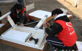 冬日暖意！宁波200名困境儿童拥有了崭新的学习桌