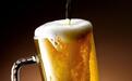 啤酒经销商欠下大量债务 用8000件啤酒以物抵债