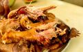 探访百年丝路美食静宁烧鸡：闻香千里外 味从鸡肉来