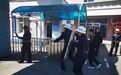 防暴恐演练进校园 “警校”联动保平安