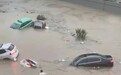 郑州京广北路隧道：大水几分钟淹没汽车 隧道内发现遇难者