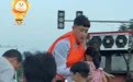 快手红人“张二嫂”“嘎子谢孟伟”被曝蹭灾情流量，救援队呼吁为救援让路