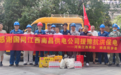 “南昌同乡会”为援豫抢修队送来温暖