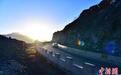 祁连山草原"天路"全线贯通 甘青串起"最美自驾风景线"