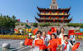 国庆假期 宁波鼓楼花卉场景成了热门打卡点