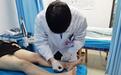 女子长期服药引发周围神经病变 专家用针灸帮她缓解病痛