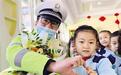 安全“童”行！交警走进幼儿园带着萌娃学交规