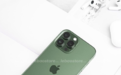 疑似iPhone 13 Pro苍岭绿真机图大量曝光