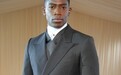 英国人在纽约——DAMSON IDRIS 身着 dunhill 定制礼服出席MET GALA 2022