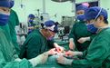 男婴腹部外露“石榴” 江西省儿童医院吴文波团队高难度手术成功救治