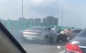 小鹏P7辅助驾驶追尾前车 现场监控视频流出