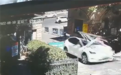 特斯拉突然加速冲撞小区护栏 车主自述：怕啥来啥