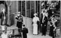 英国女王葬礼进行中，穿着打扮上看出王室成员身份悬殊