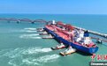 粤东地区石化产业链进一步形成 首艘30万吨级油轮顺利靠泊