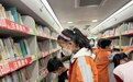 流动图书馆进校园 为学生送上“书香大礼包”