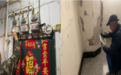 长春市绿园区城管局开展居民小区楼道净化行动