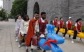 山东即墨：外国友人体验端午“中国风”