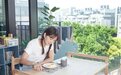 走进“女团鼻祖”Ella的复式美宅，她也太幸福了，网友都说她情商高……