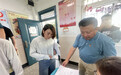 合肥市七里塘小学：招生咨询细解读 党员先锋解民忧