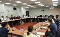 溧阳市汽车协会安全生产环境保护研讨会在 邮储银行溧阳市支行召开