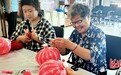 秦皇岛市海港区海滨路街道做灯笼迎国庆