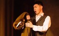“跨越文化的音乐之声：青年歌剧演员郝梓良在纽约的闪耀表演”