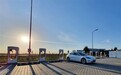 中国能源局回应新能源车高速公路充电难：为何一个服务区只有两三个充电桩
