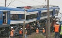 智利两列火车相撞致2死9伤，伤者中有4名中国人