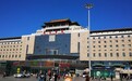 强媒体传播大品牌——华夏百川荣登北京西站和高铁和谐号
