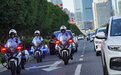 南昌红谷滩交警大队铁骑队：烈日下的巡逻（图）