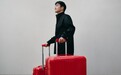 RIMOWA（日默瓦）携手奥运冠军樊振东推出“热爱当红”全新广告大片