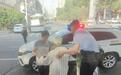 超暖！冰城民警在巡逻路上……