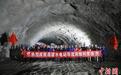 金沙江上游昌波水电站导流隧洞顺利贯通