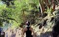 黎姿在香港登山跑步被偶遇，穿着黑色背心+紧身裤，身材凹凸有致