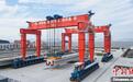 “沧龙号”搬梁机创中国最大起重吨位纪录