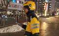 外卖小哥新春日记：互道新年快乐　40人一起吃年夜饭