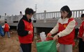 共青团永新县委号召“返家乡”大学生志愿者开展“河小青”志愿服务活动